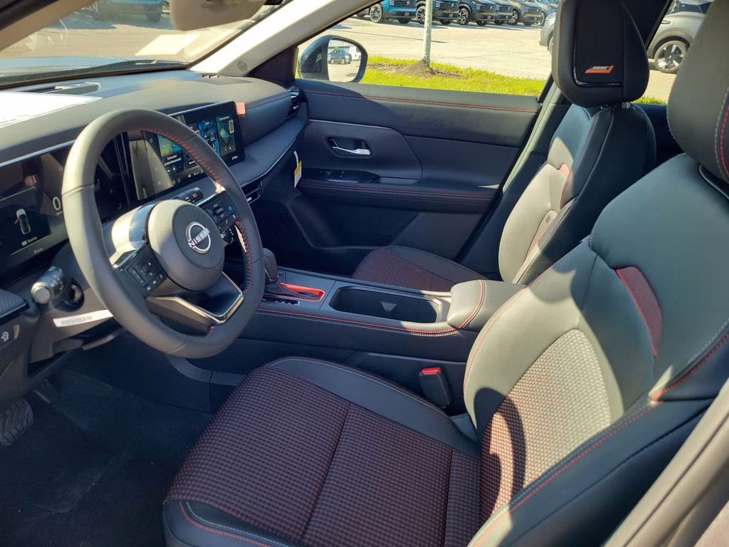 2026 Gun Metallic Nissan Kicks SR FWD SUV