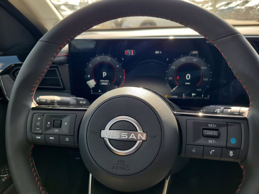 2026 Super Black Nissan Kicks SR FWD SUV