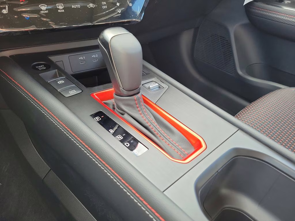 2026 Gun Metallic Nissan Kicks SR FWD SUV