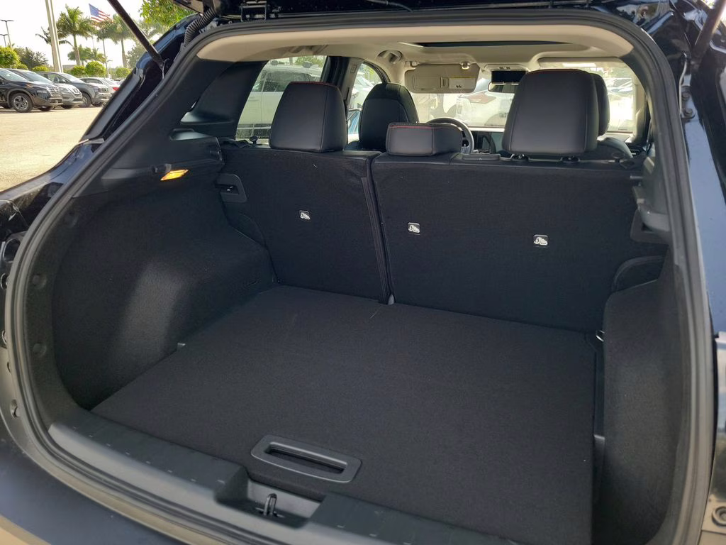2026 Super Black Nissan Kicks SR FWD SUV