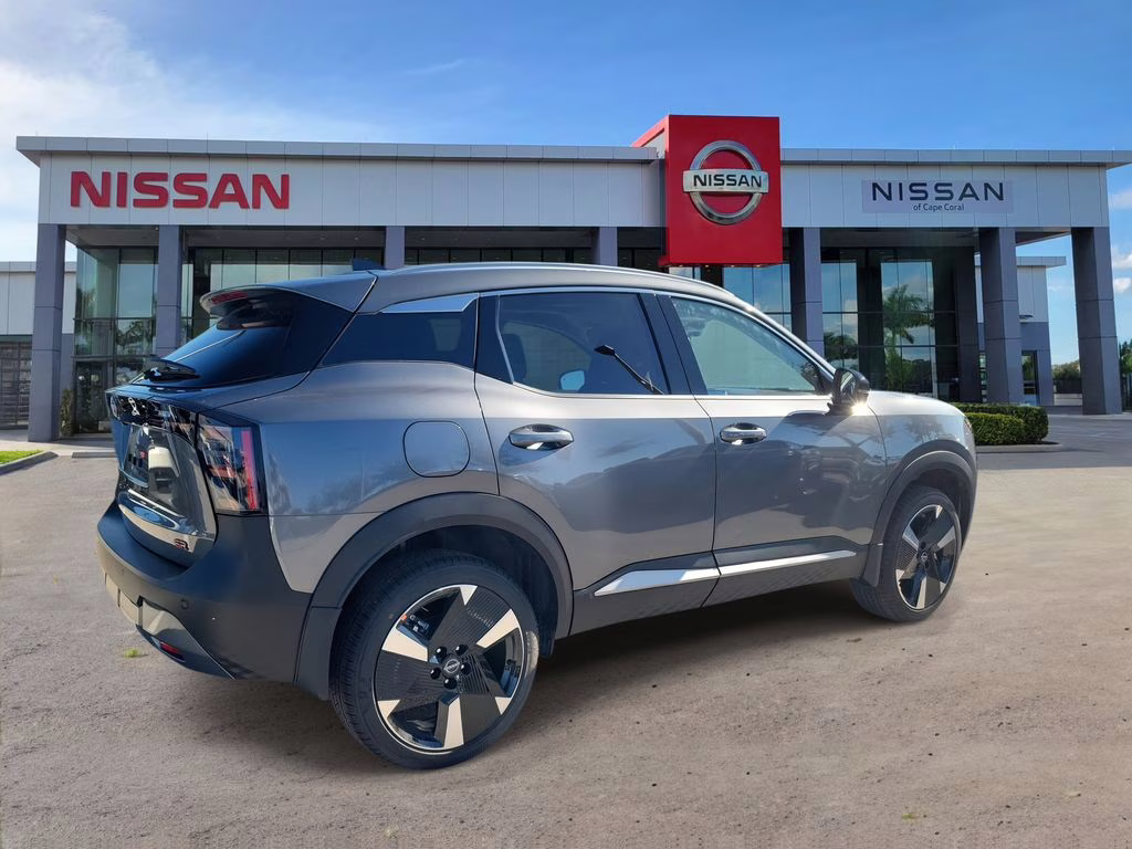 2026 Gun Metallic Nissan Kicks SR FWD SUV