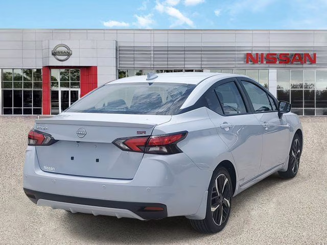 2025 Gray Sky Pearl Nissan Versa 1.6 SR FWD Sedan