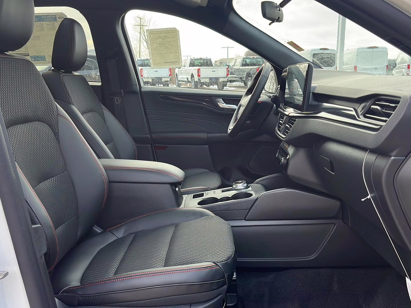 2026 Star White Metallic Tri-Coat Ford Escape ST-Line Select AWD SUV