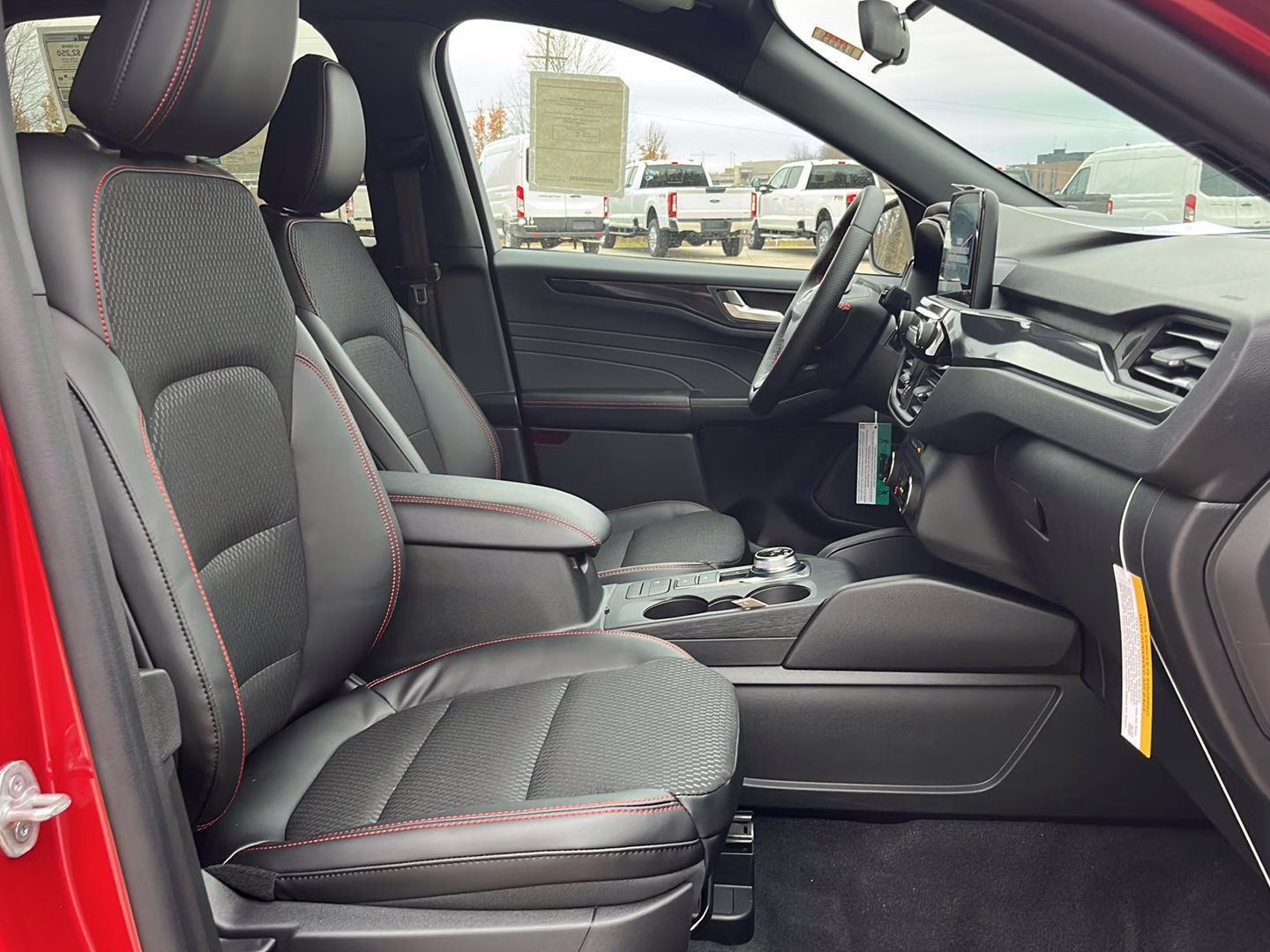 2026 Rapid Red Metallic Tinted Clearcoat Ford Escape Hybrid ST-Line Select AWD SUV