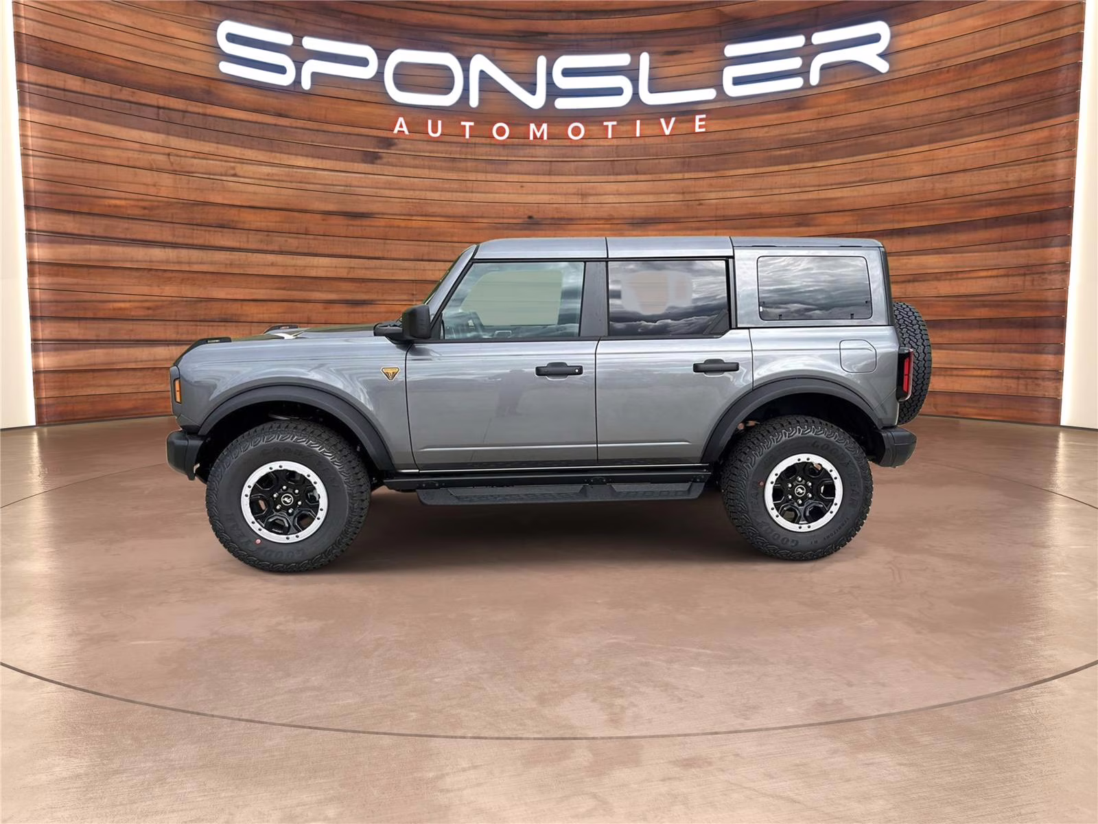 2025 Carbonized Gray Ford Bronco Badlands 4X4 SUV