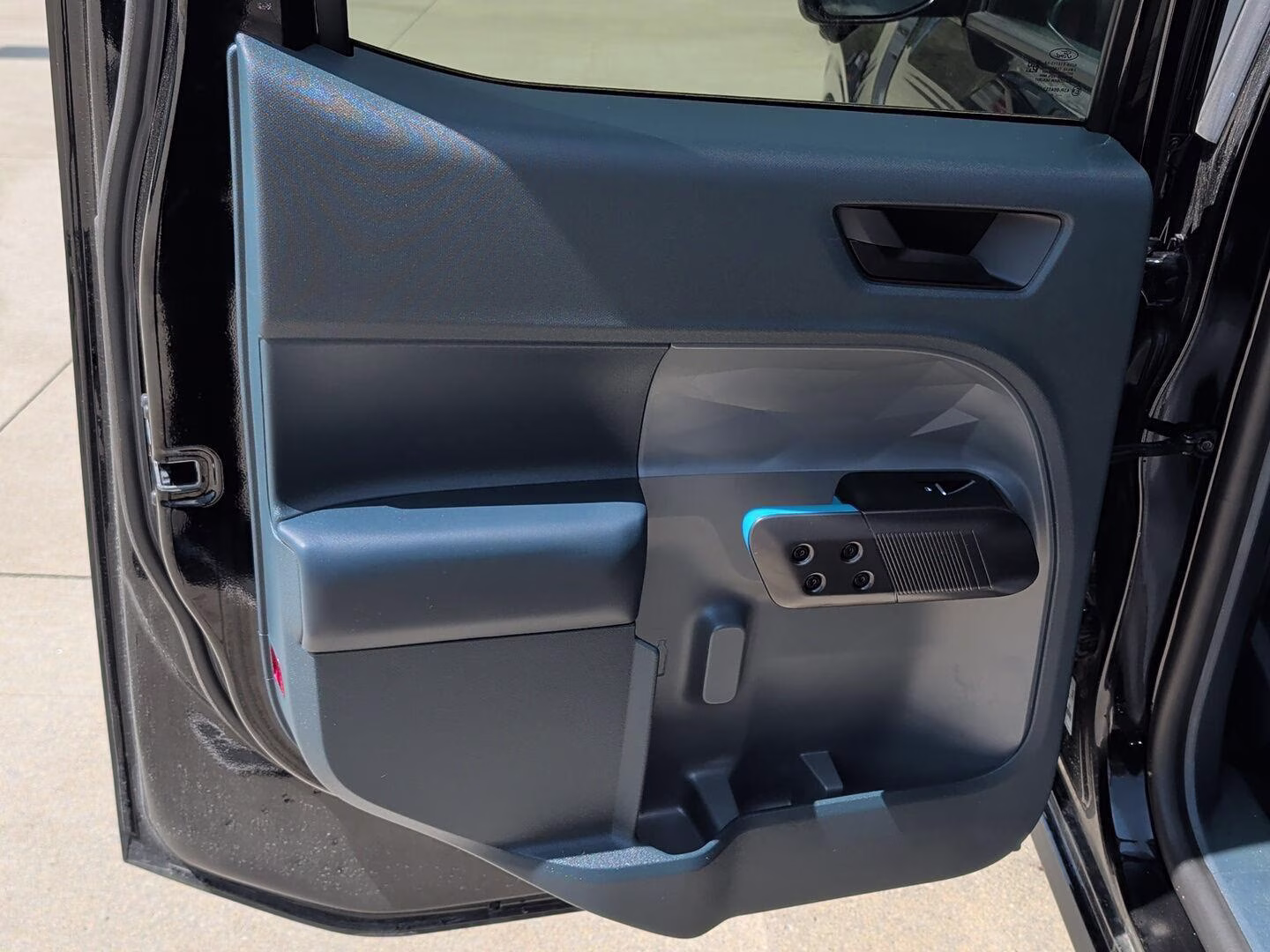 2025 Shadow Black Ford Maverick Lobo AWD Truck