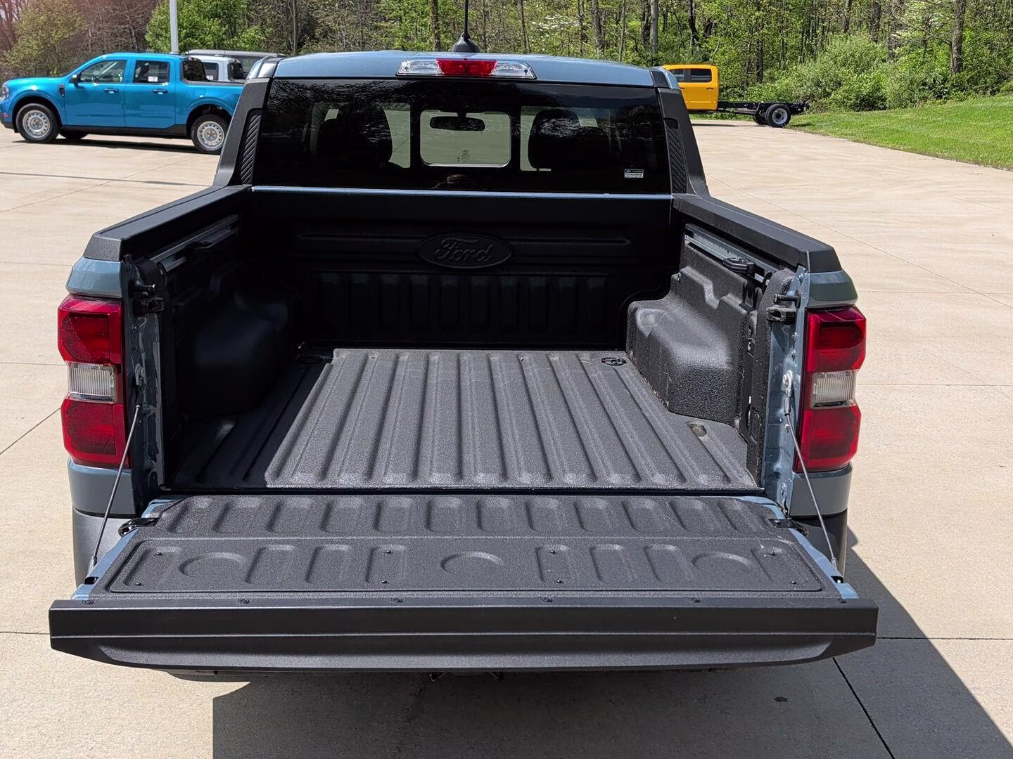 2025 Azure Gray Metallic Tri-Coat Ford Maverick LARIAT AWD Truck