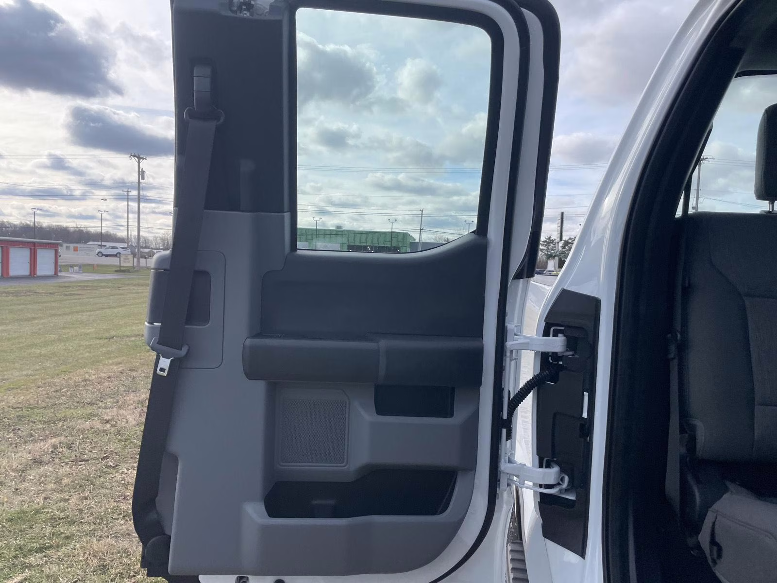 2026 Oxford White Ford Super Duty F-250 SRW XL 4X4 Truck