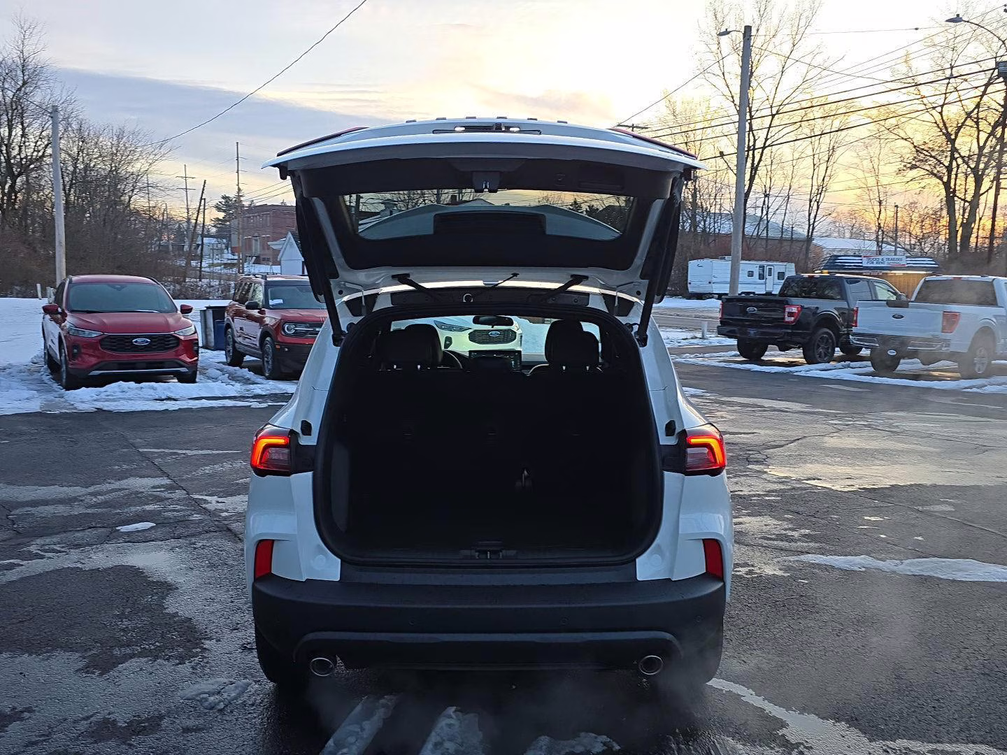2026 Star White Metallic Tri-Coat Ford Escape ST-Line AWD SUV