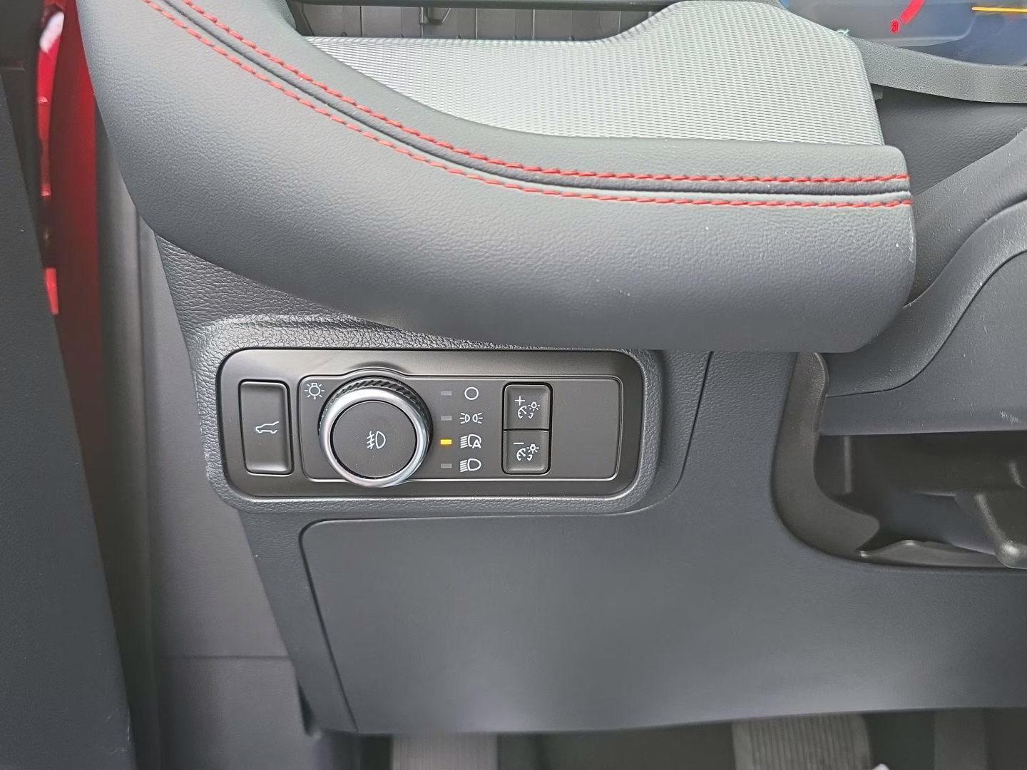 2026 Rapid Red Metallic Tinted Clearcoat Ford Explorer ST 4X4 SUV