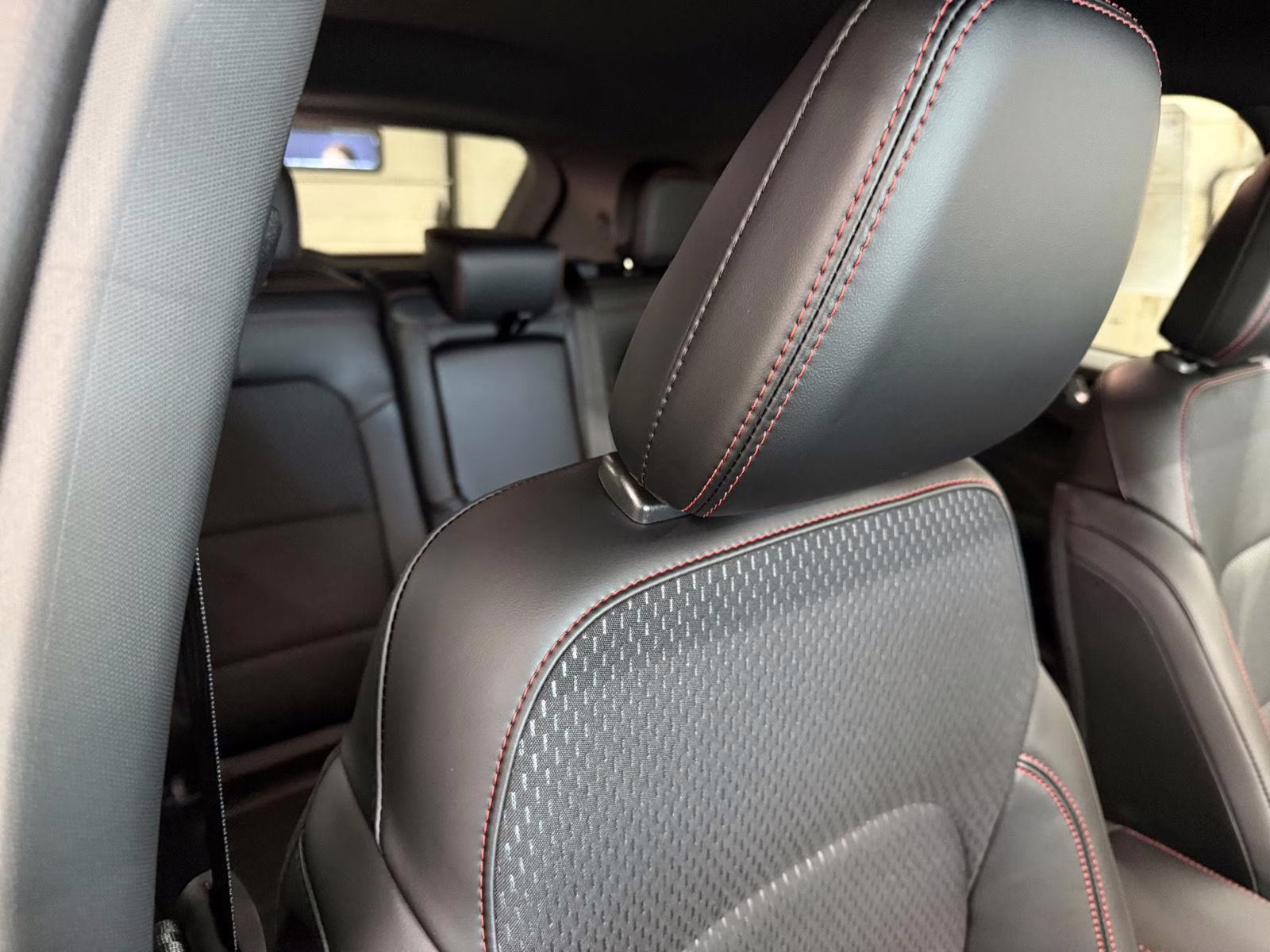 2026 Agate Black Metallic Ford Escape ST-Line AWD SUV