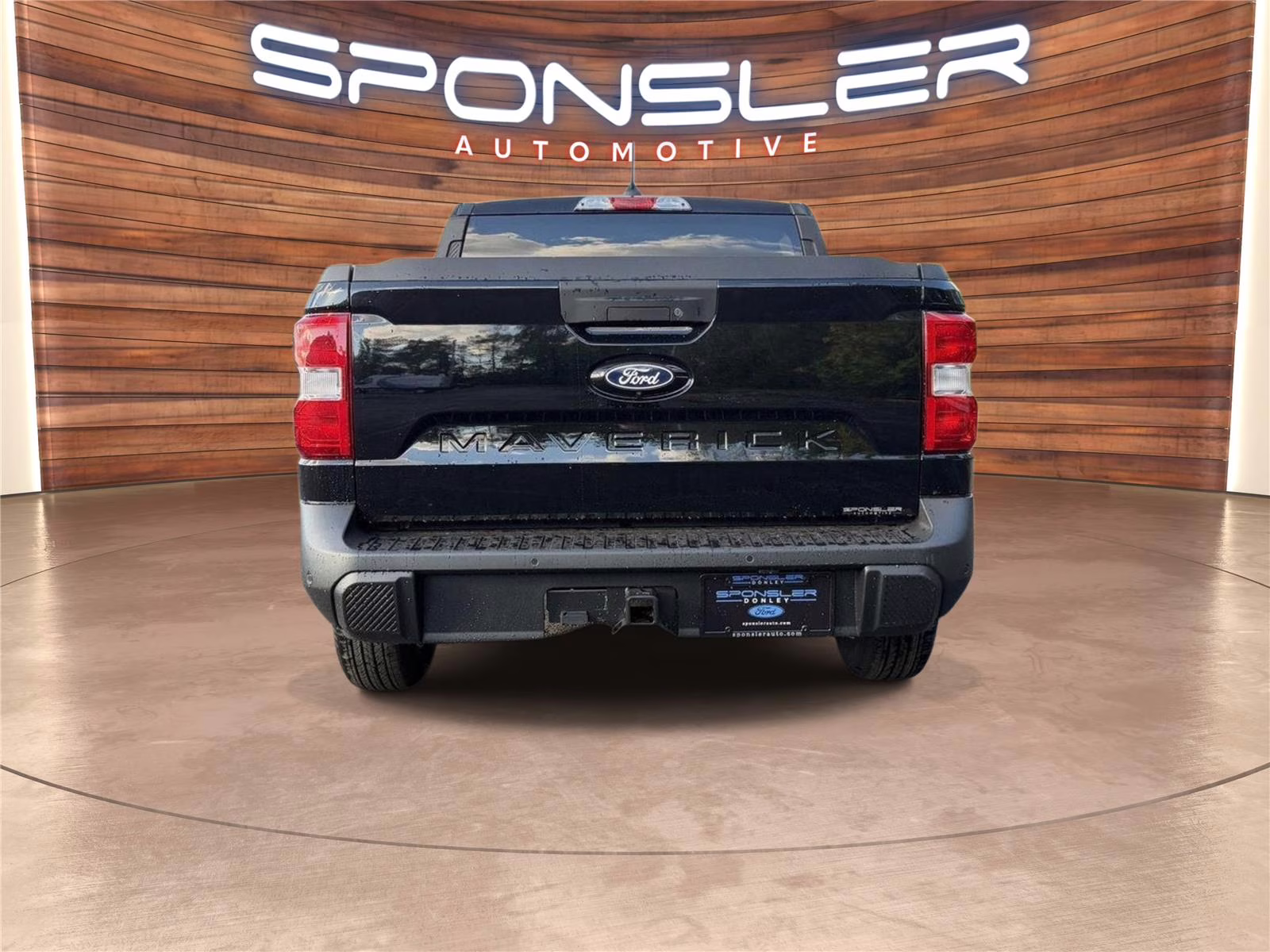 2025 Shadow Black Ford Maverick XLT FWD Truck