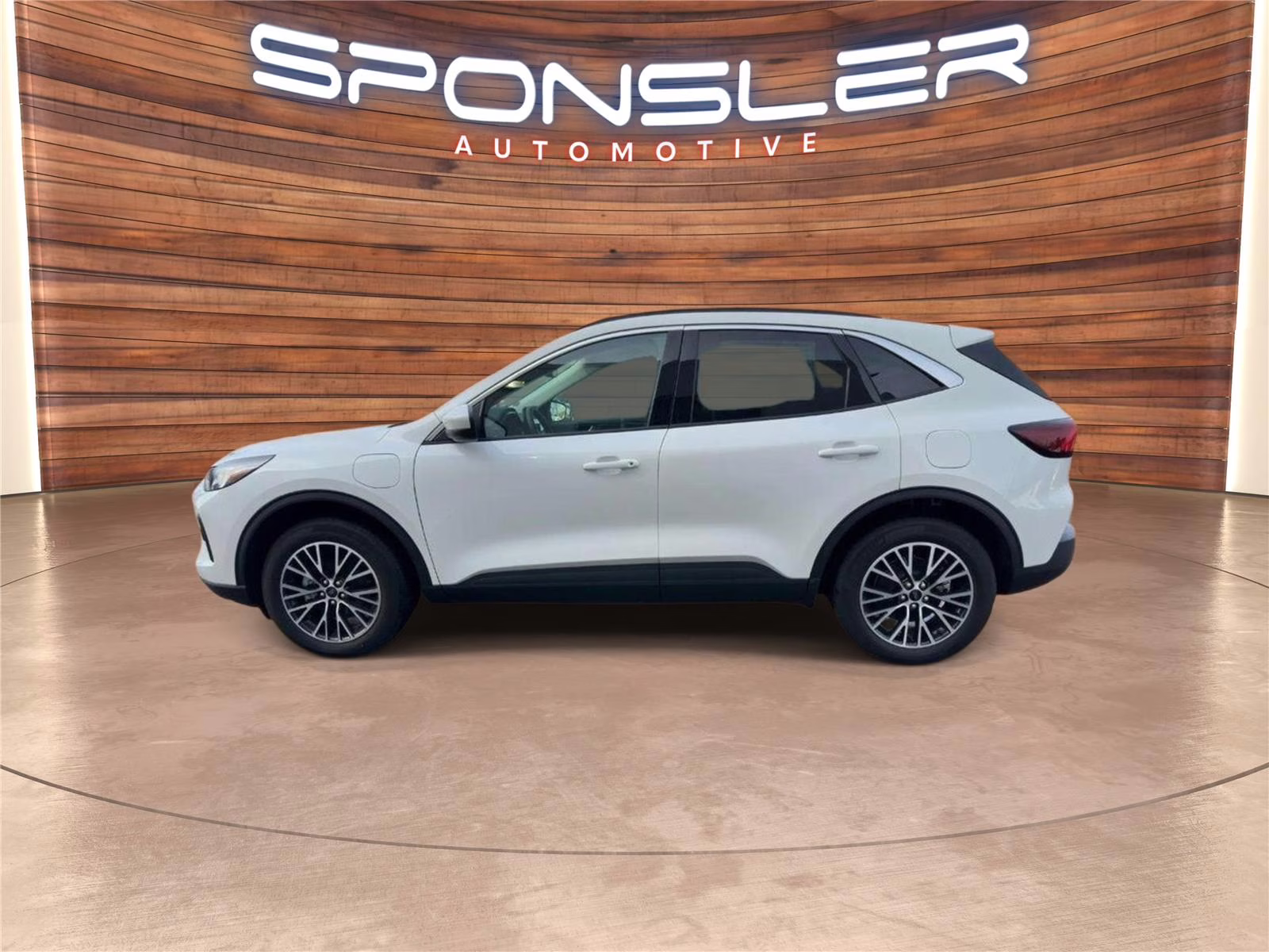 2024 Star White Metallic Tri-Coat Ford Escape FWD FWD Crossover
