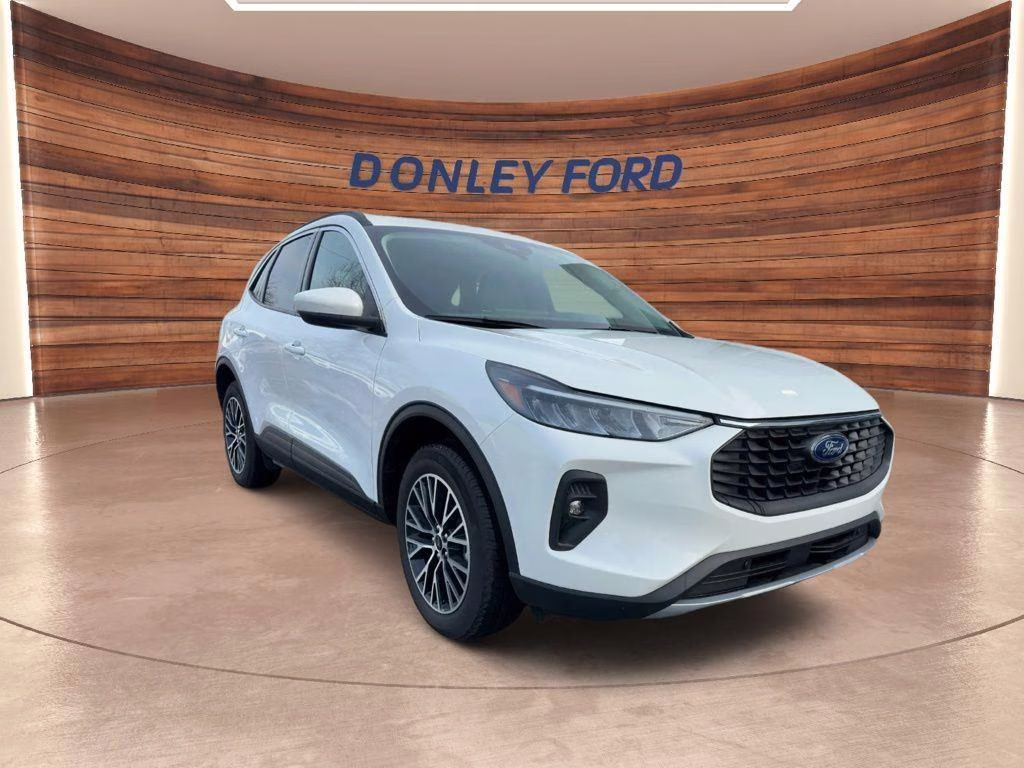 2024 Star White Metallic Tri-Coat Ford Escape FWD FWD Crossover