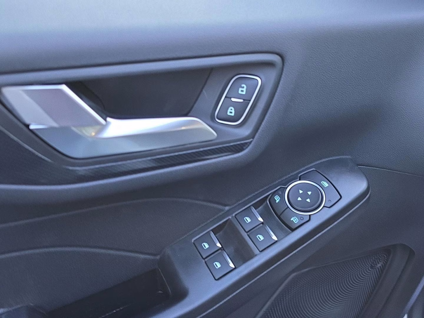 2026 Star White Metallic Tri-Coat Ford Escape ST-Line AWD SUV