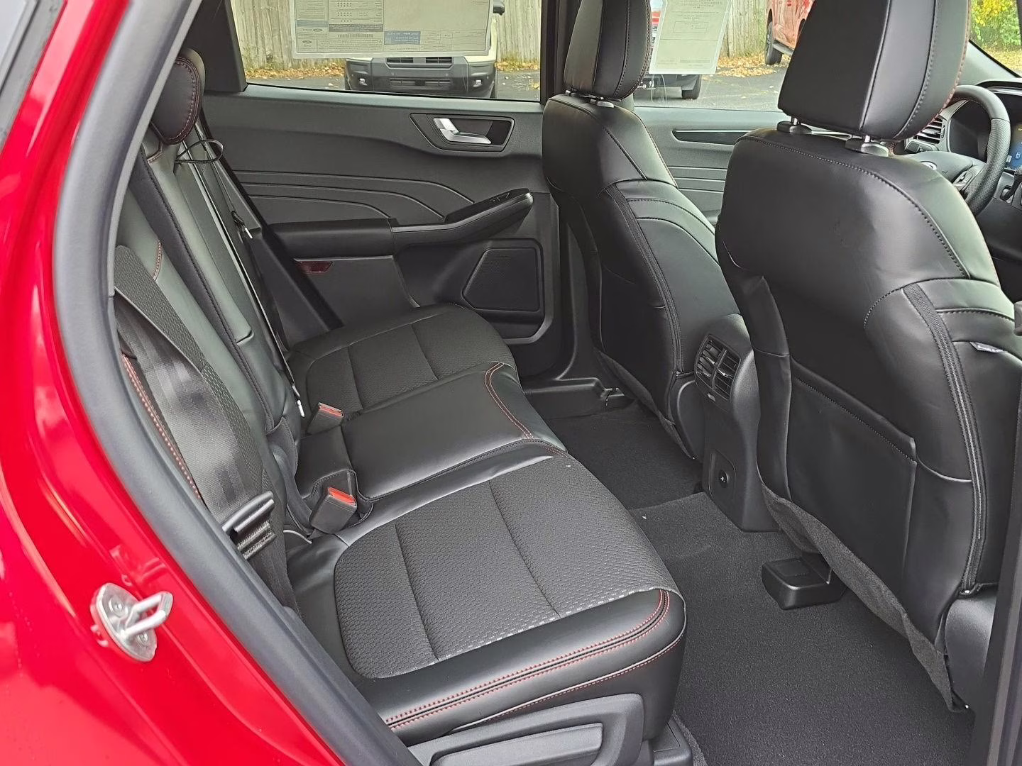 2026 Rapid Red Metallic Tinted Clearcoat Ford Escape Hybrid ST-Line Select AWD SUV