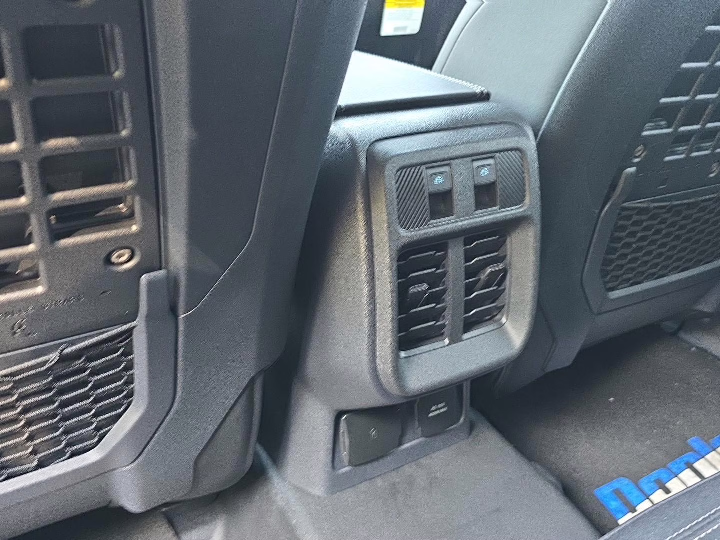 2025 ERUPTION GREEN METALLIC Ford Bronco Badlands 4X4 SUV