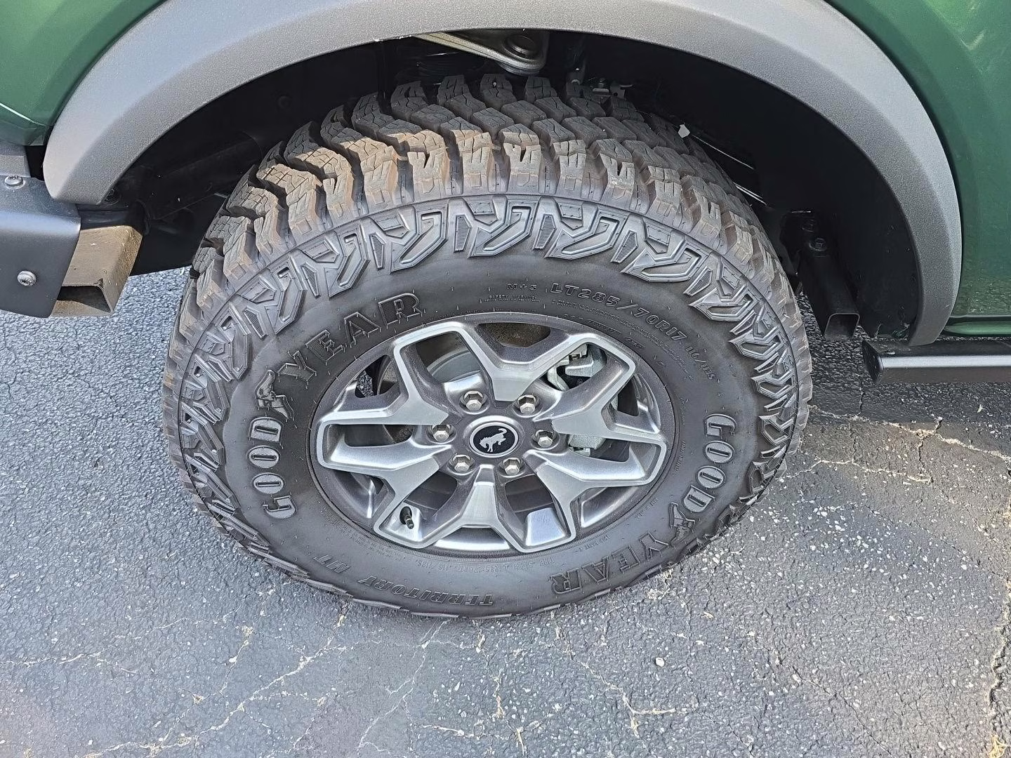 2025 ERUPTION GREEN METALLIC Ford Bronco Badlands 4X4 SUV