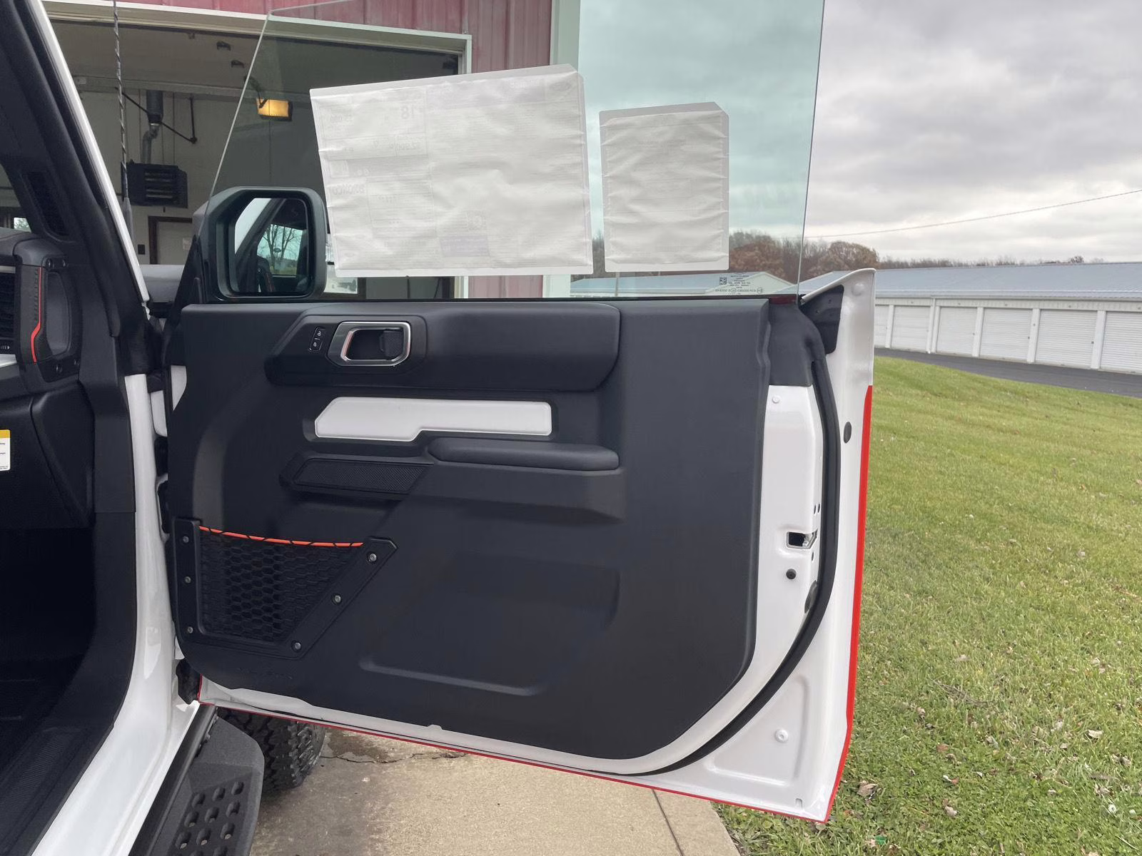 2025 Oxford White Ford Bronco Stroppe Edition 4X4 SUV