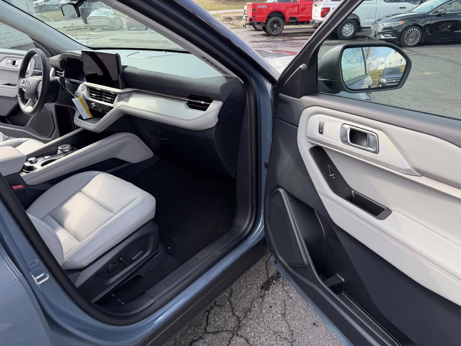 2026 Vapor Blue Ford Explorer Active 4X4 SUV