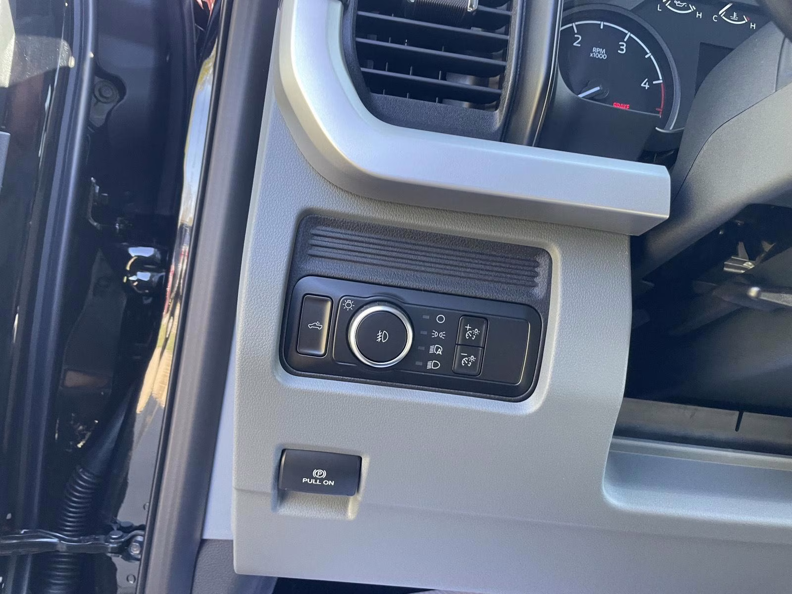 2026 Agate Black Ford Super Duty F-350 DRW XLT 4X4 Truck