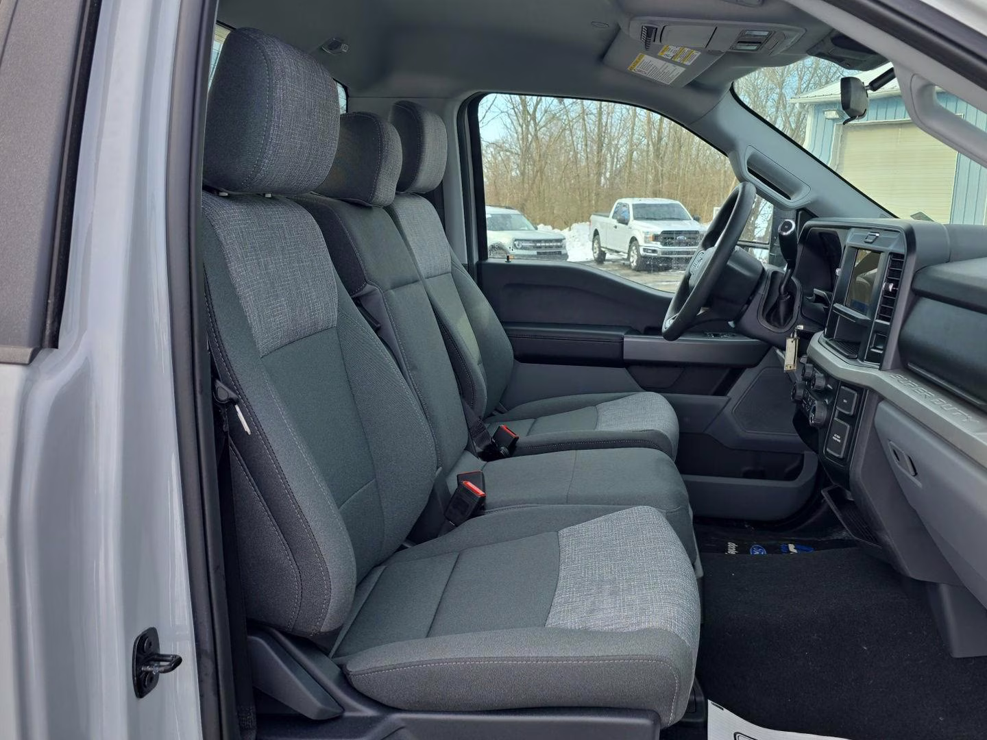 2025 Avalanche Gray Ford Super Duty F-250 SRW XLT 4X4 Truck