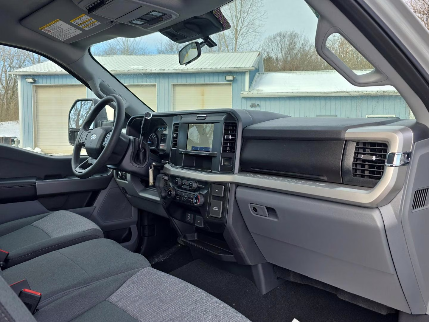 2025 Avalanche Gray Ford Super Duty F-250 SRW XLT 4X4 Truck