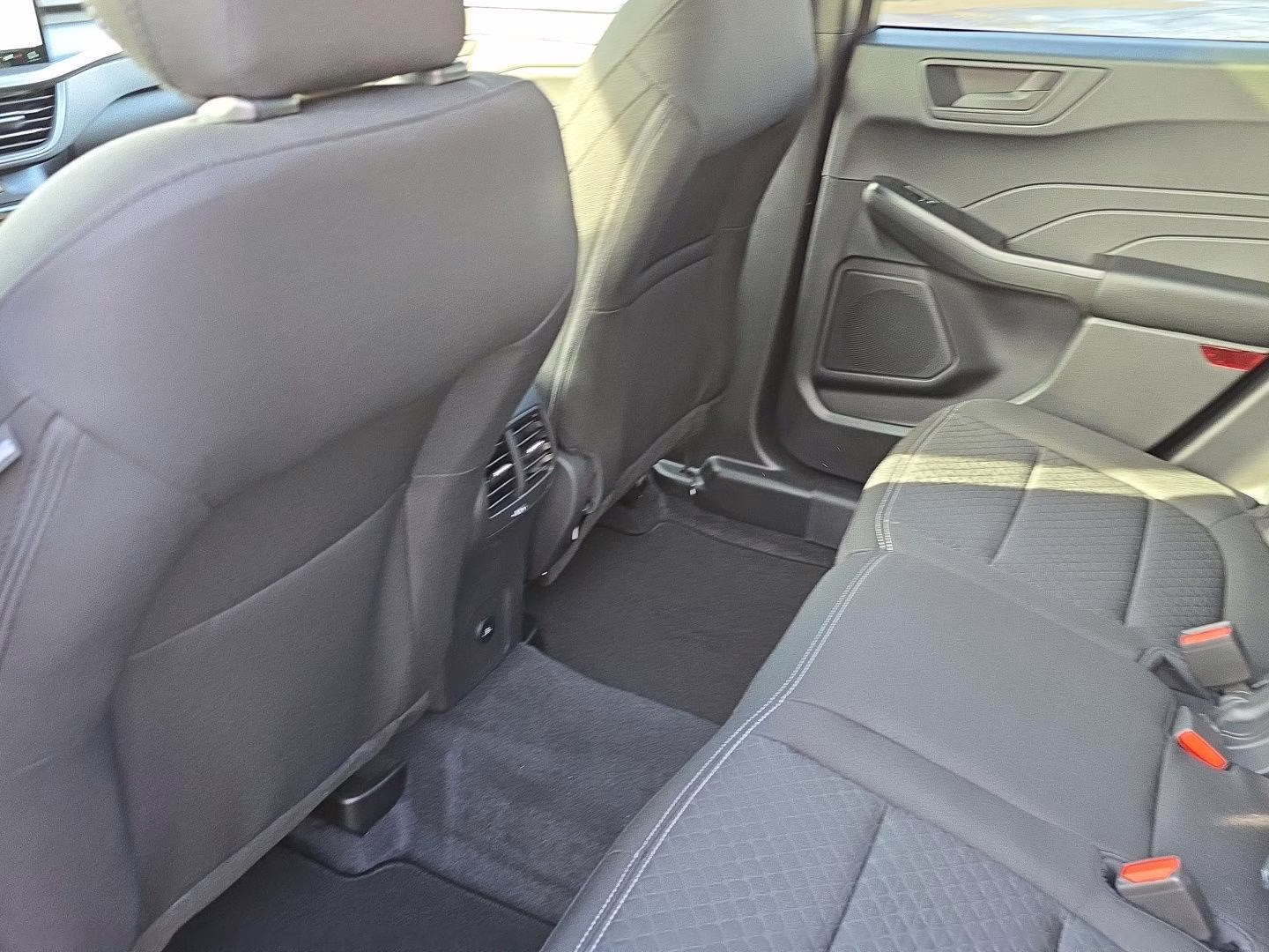 2026 Rapid Red Metallic Tinted Clearcoat Ford Escape Active FWD SUV