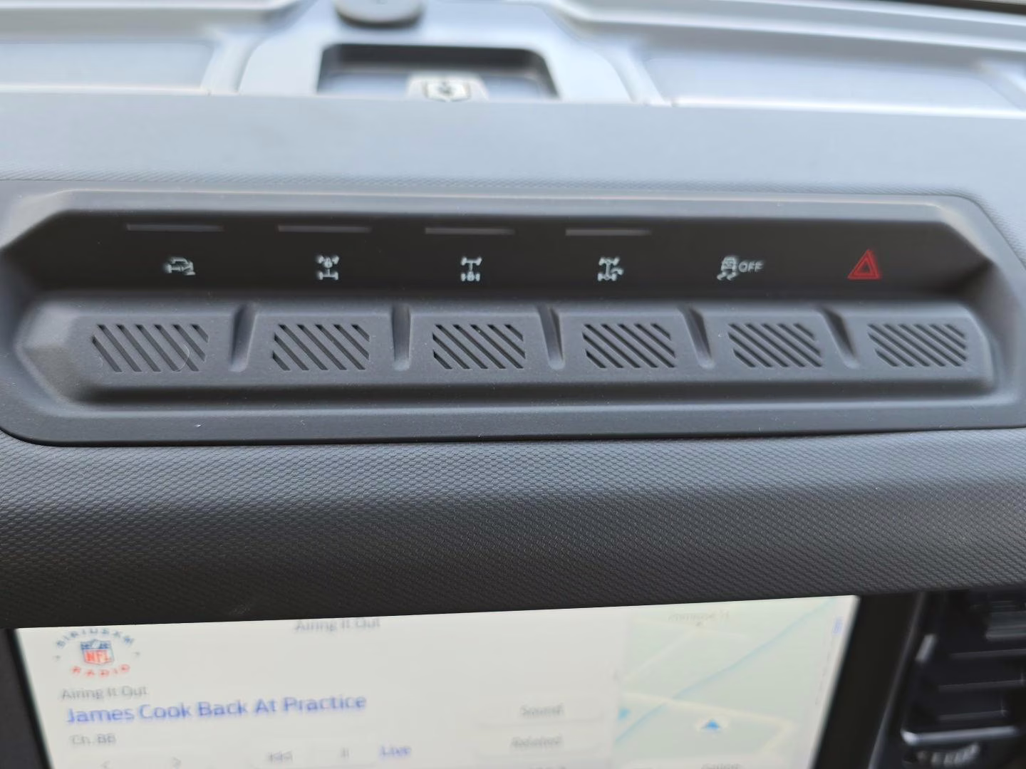 2025 ERUPTION GREEN METALLIC Ford Bronco Badlands 4X4 SUV