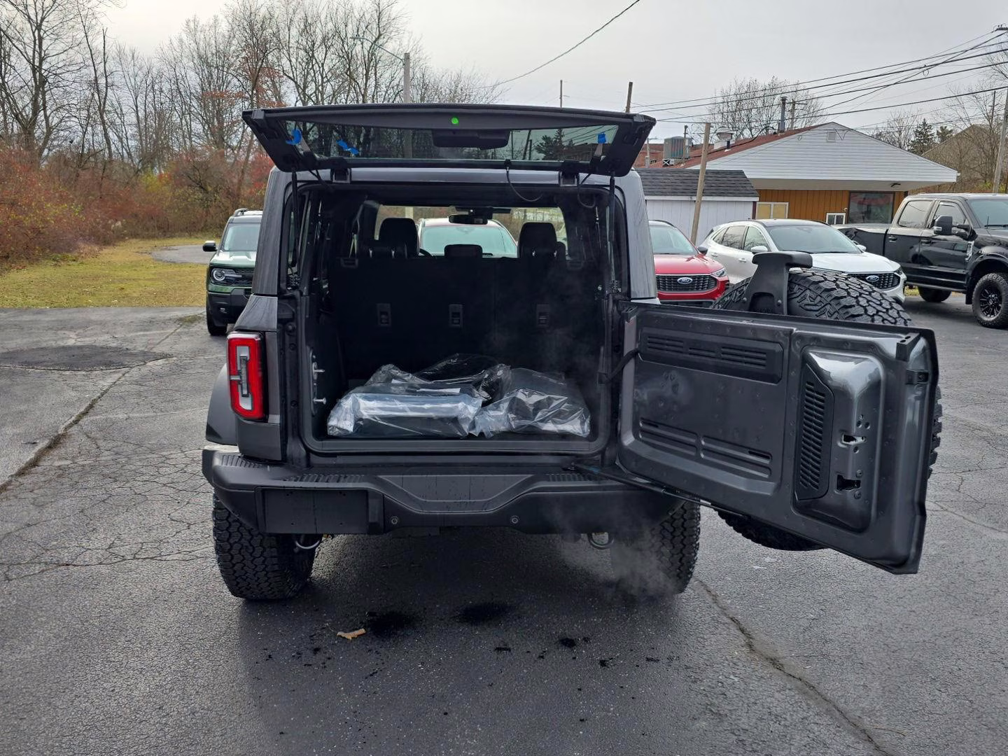 2025 Carbonized Gray Ford Bronco Badlands 4X4 SUV