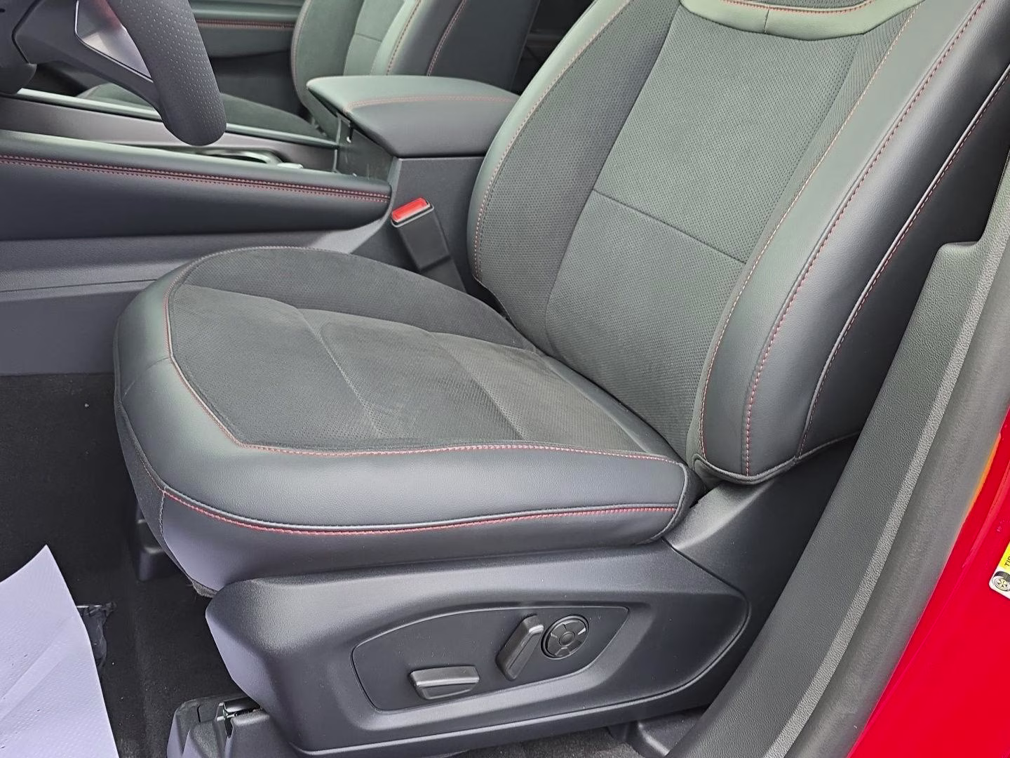 2026 Rapid Red Metallic Tinted Clearcoat Ford Explorer ST 4X4 SUV