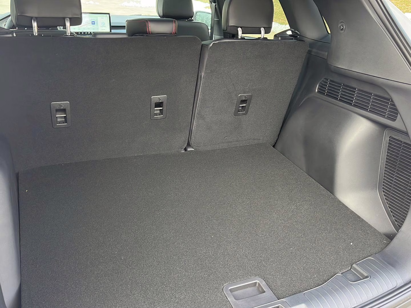 2026 Star White Metallic Tri-Coat Ford Escape ST-Line Select AWD SUV