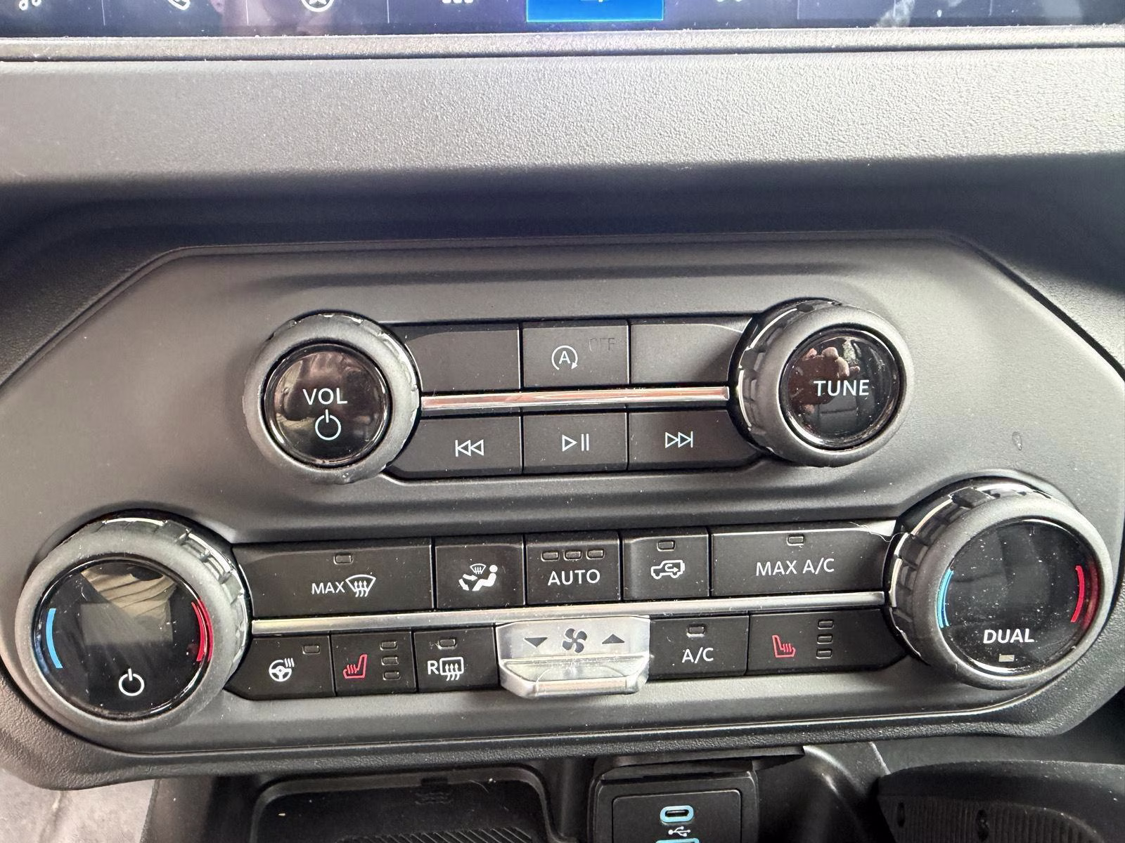 2025 Azure Gray Metallic Tri-Coat Ford Bronco Badlands 4X4 SUV