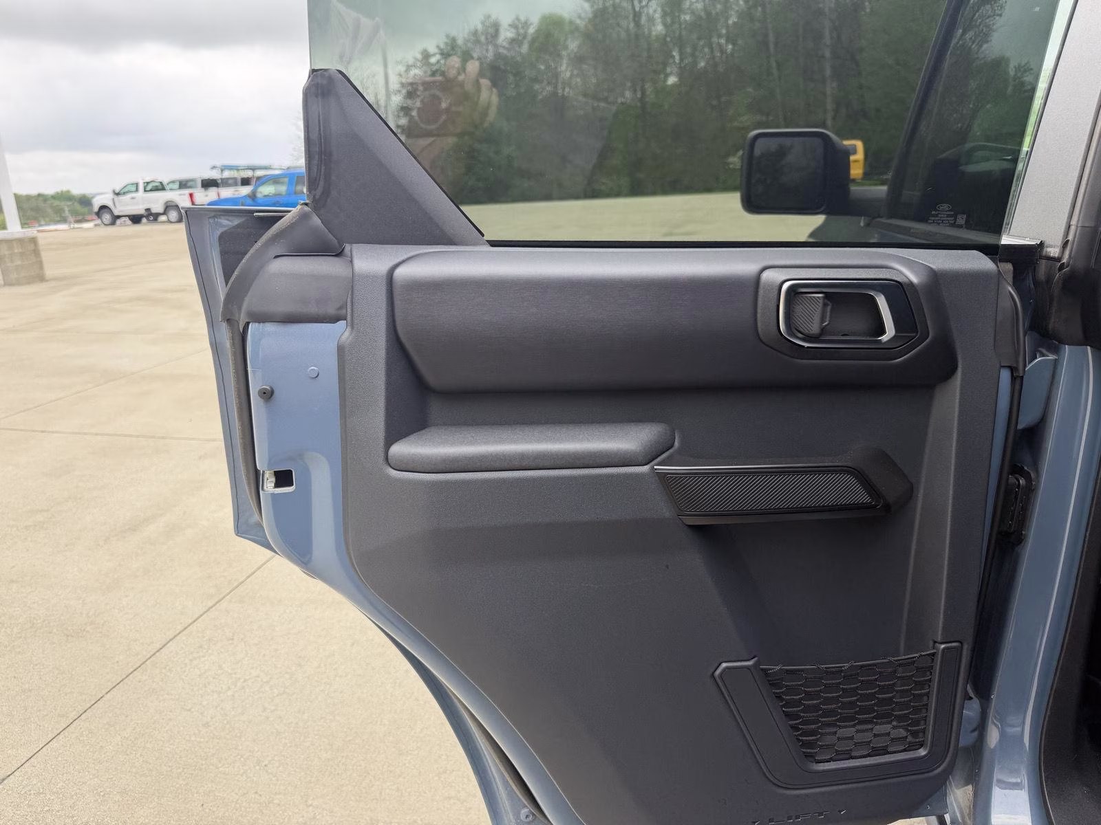 2025 Azure Gray Metallic Tri-Coat Ford Bronco Badlands 4X4 SUV