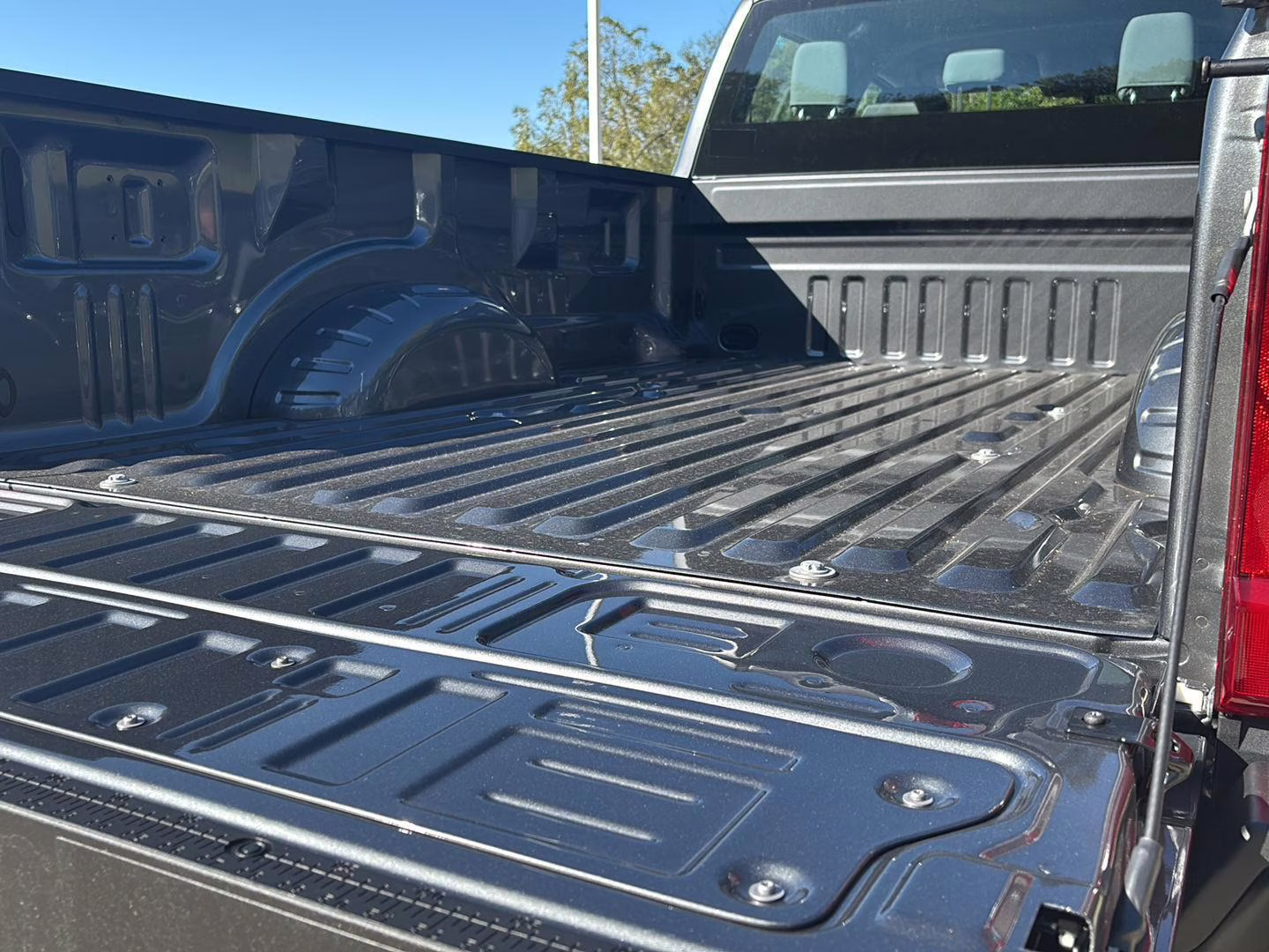 2026 Carbonized Gray Metallic Ford Super Duty F-350 SRW XLT 4X4 Truck