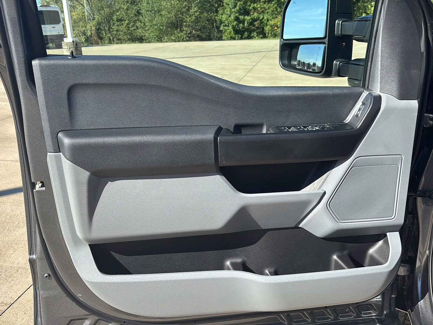 2026 Carbonized Gray Metallic Ford Super Duty F-350 SRW XLT 4X4 Truck