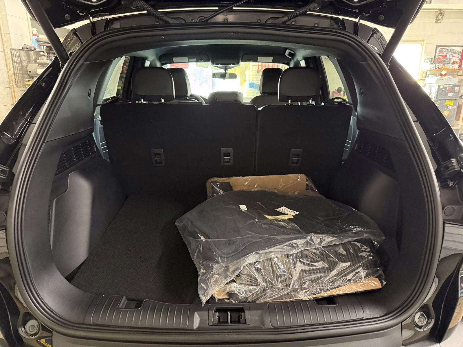 2026 Agate Black Metallic Ford Escape ST-Line AWD SUV