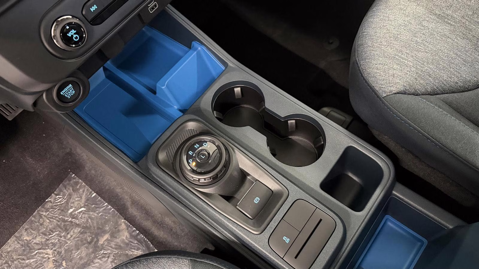 2025 Shadow Black Ford Maverick XLT FWD Truck