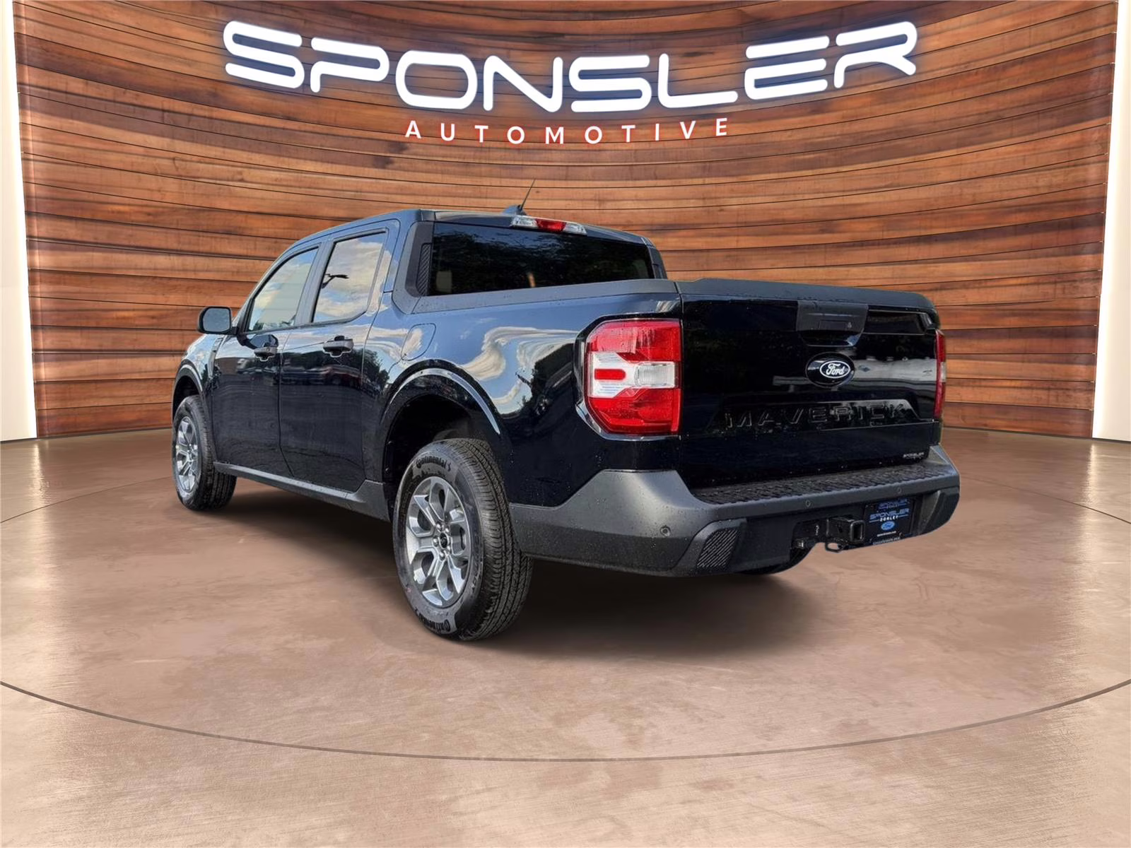 2025 Shadow Black Ford Maverick XLT FWD Truck