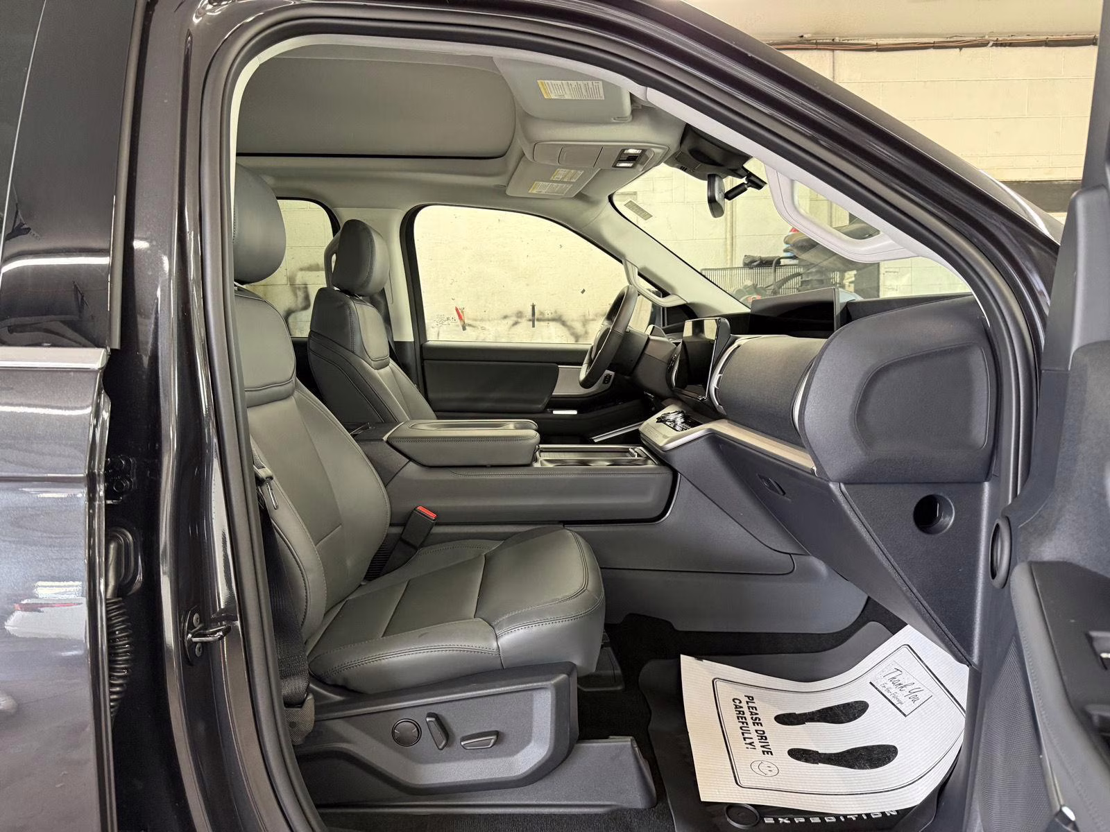 2026 Dark Matter Gray Metallic Ford Expedition Active 4X4 SUV