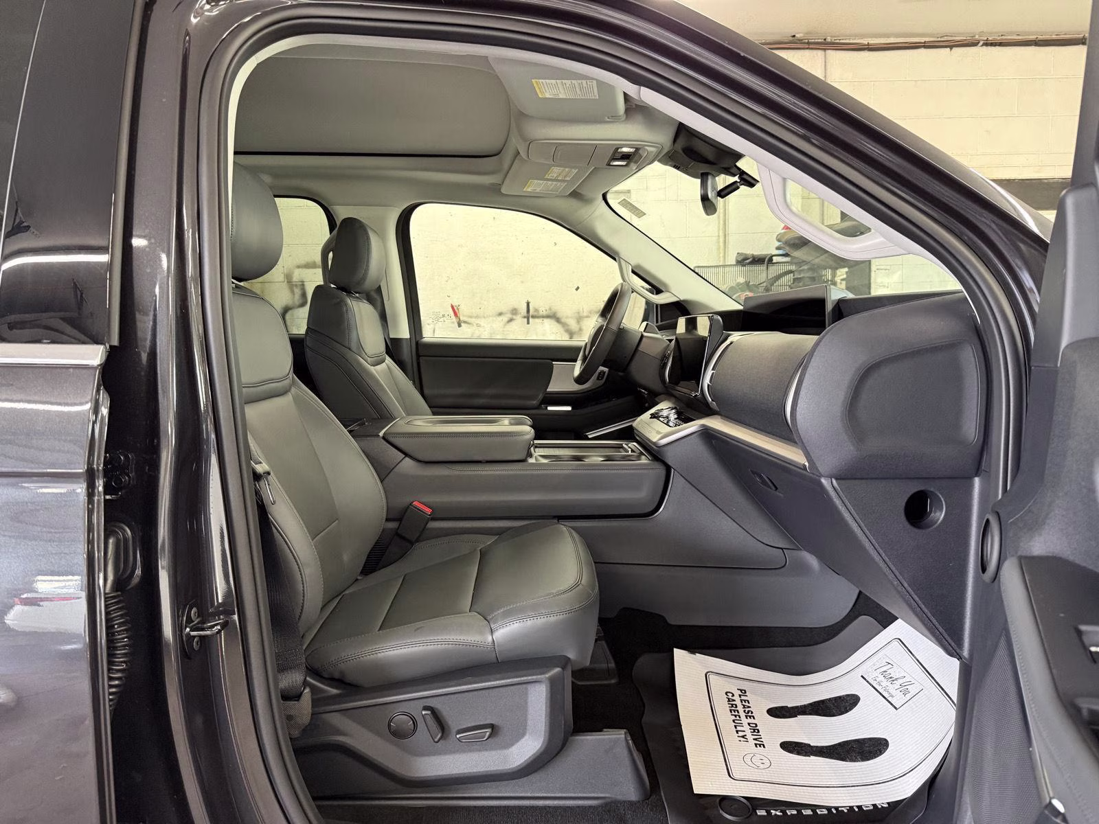 2026 Dark Matter Gray Metallic Ford Expedition Active 4X4 SUV