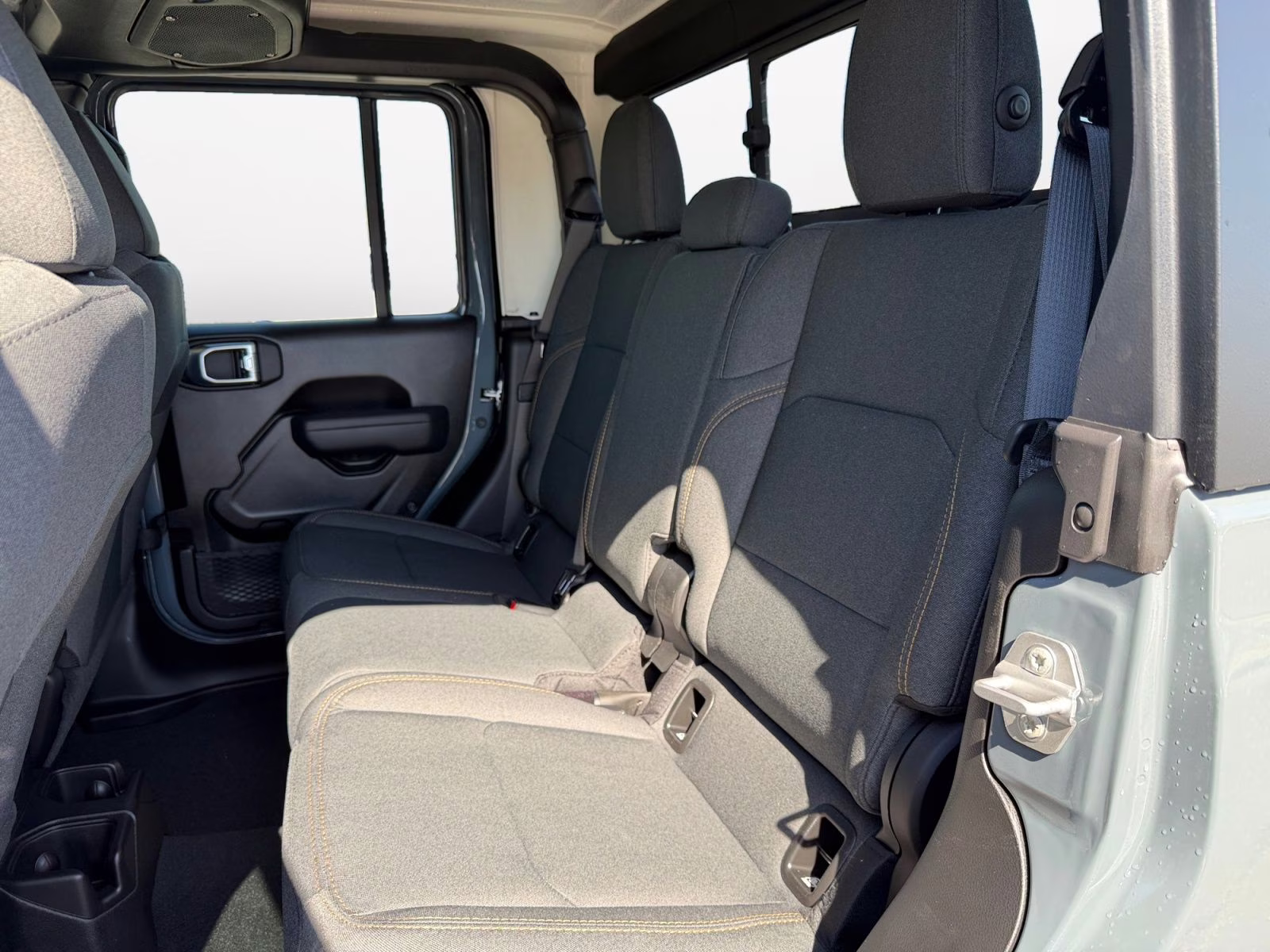 2026 Anvil Clearcoat Jeep Gladiator Sport S 4X4 Truck