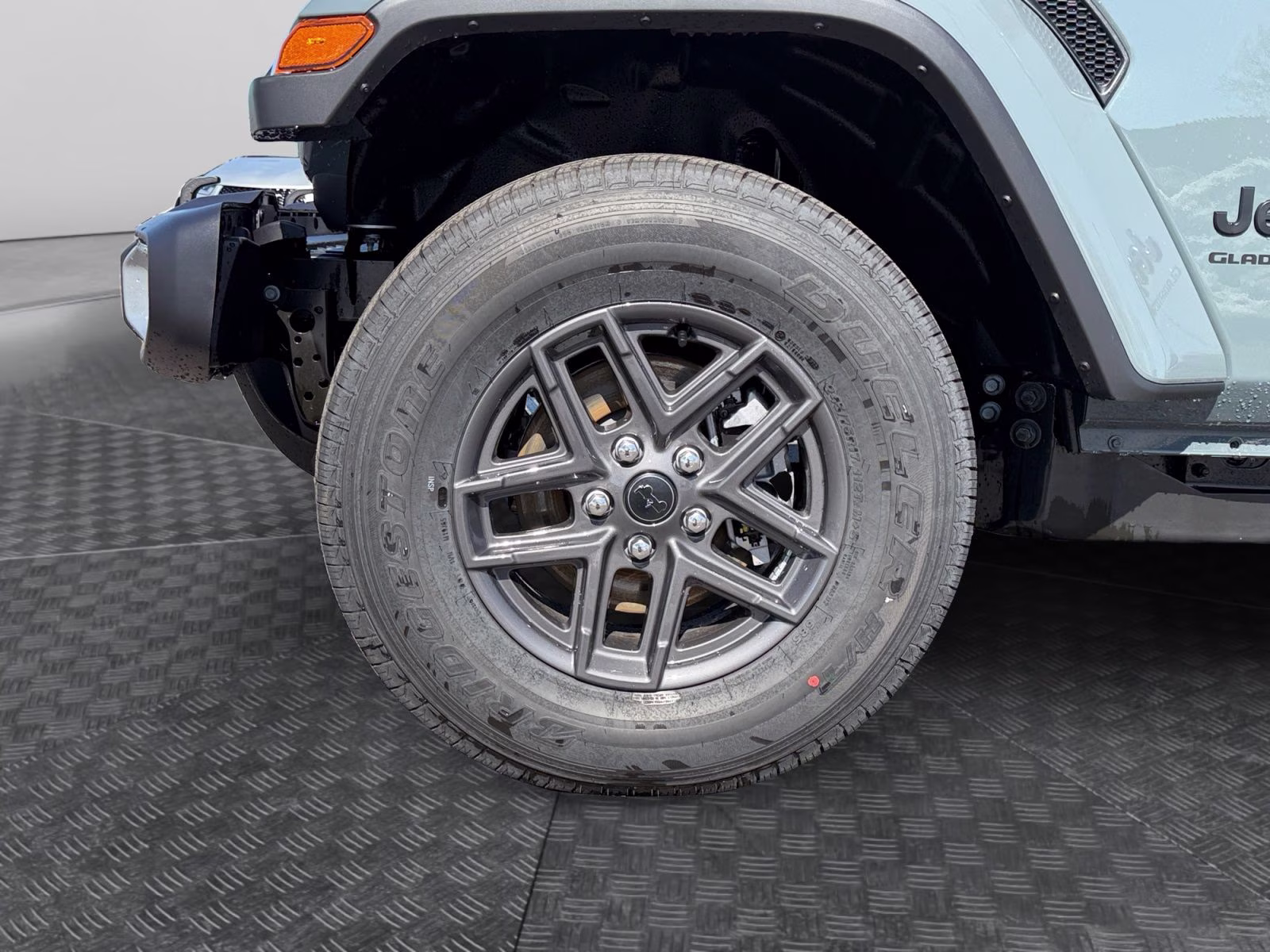 2026 Anvil Clearcoat Jeep Gladiator Sport S 4X4 Truck