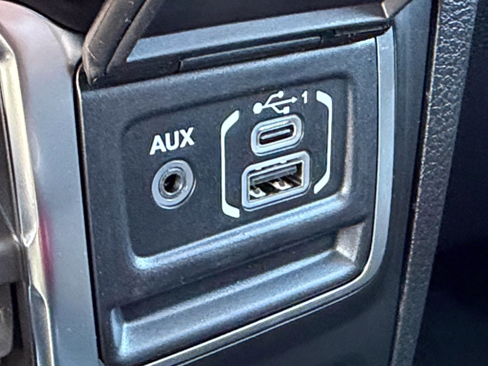 2026 Anvil Clearcoat Jeep Gladiator Sport S 4X4 Truck