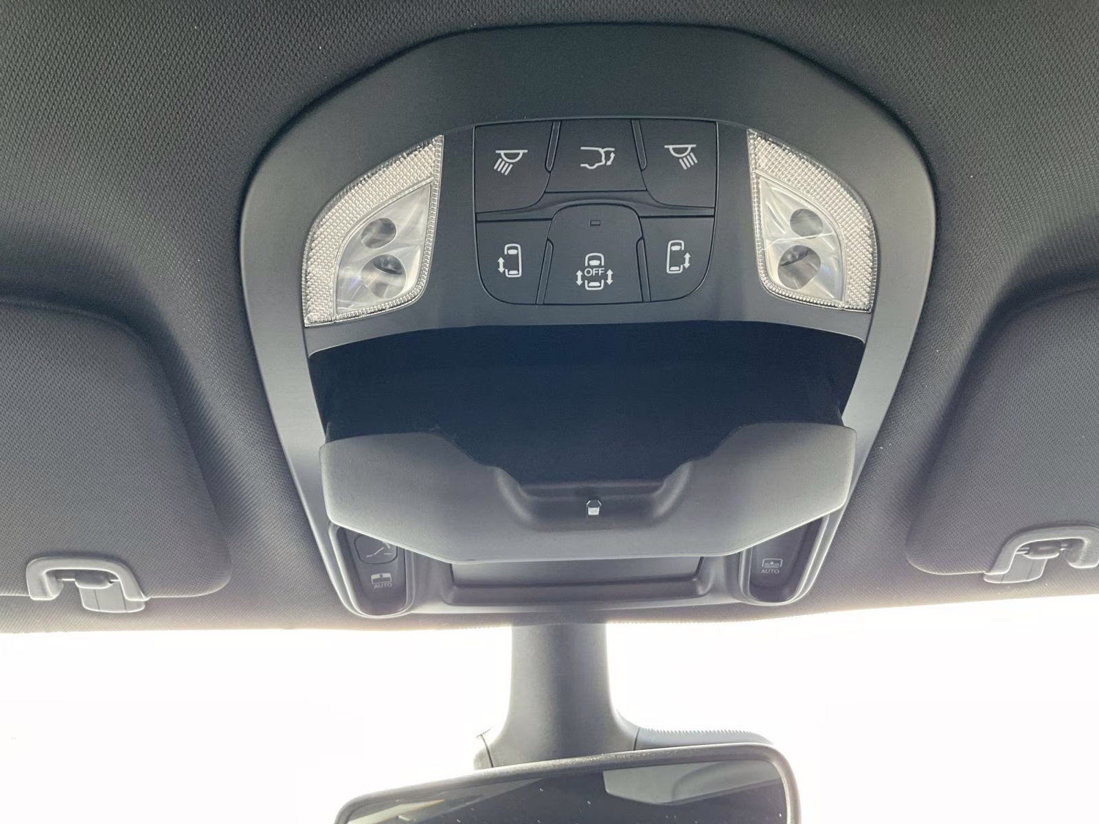 2026 Silver Mist Clearcoat Chrysler Pacifica Limited AWD Van