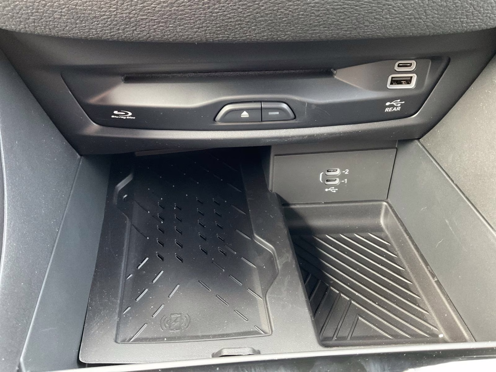 2026 Silver Mist Clearcoat Chrysler Pacifica Limited AWD Van