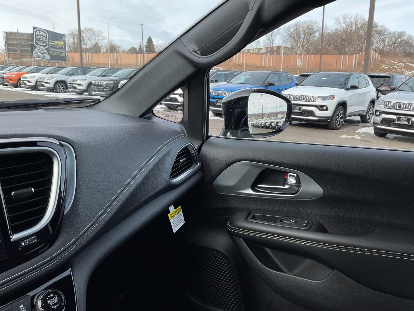 2026 Silver Mist Clearcoat Chrysler Pacifica Limited AWD Van