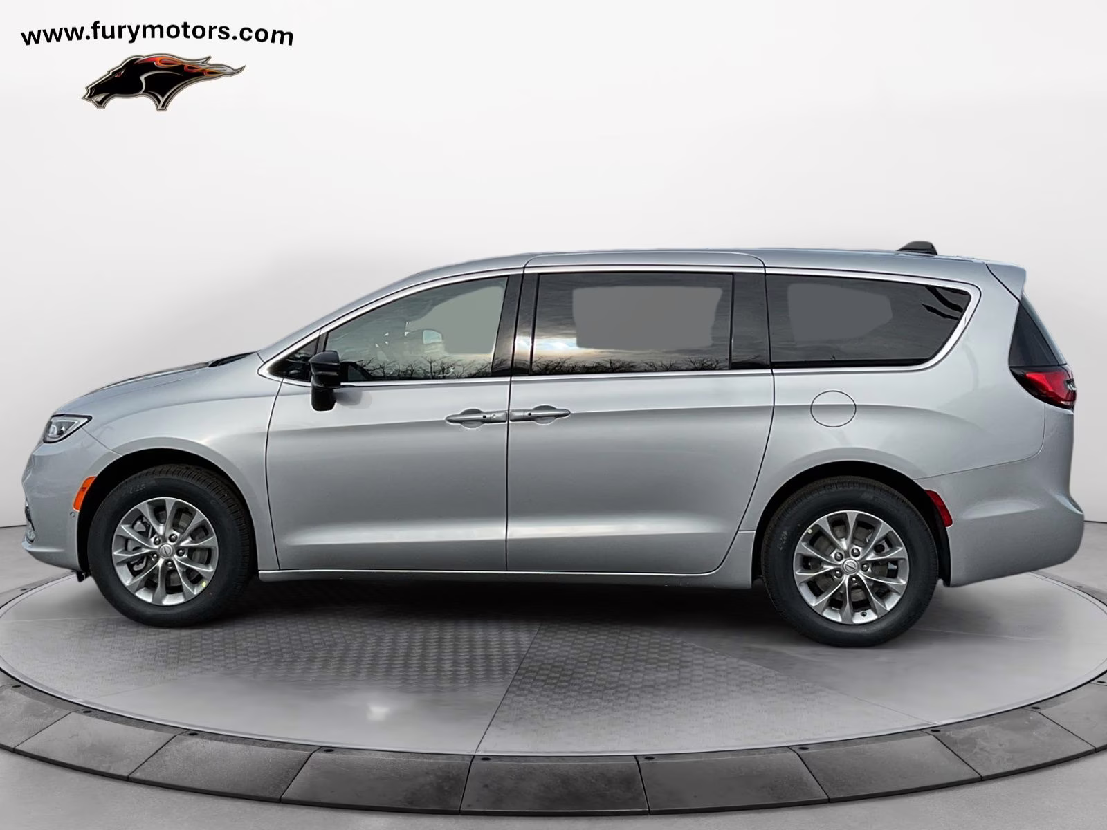 2026 Silver Mist Clearcoat Chrysler Pacifica Limited AWD Van