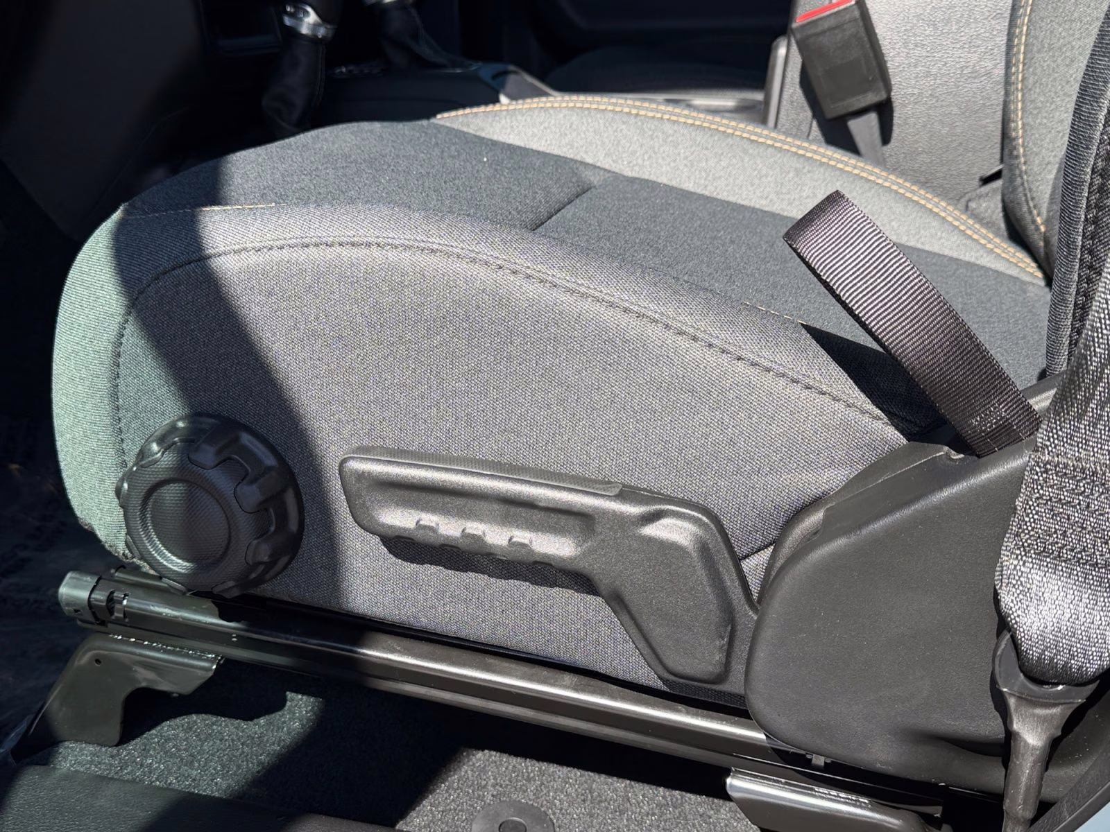 2026 Anvil Clearcoat Jeep Gladiator Sport S 4X4 Truck