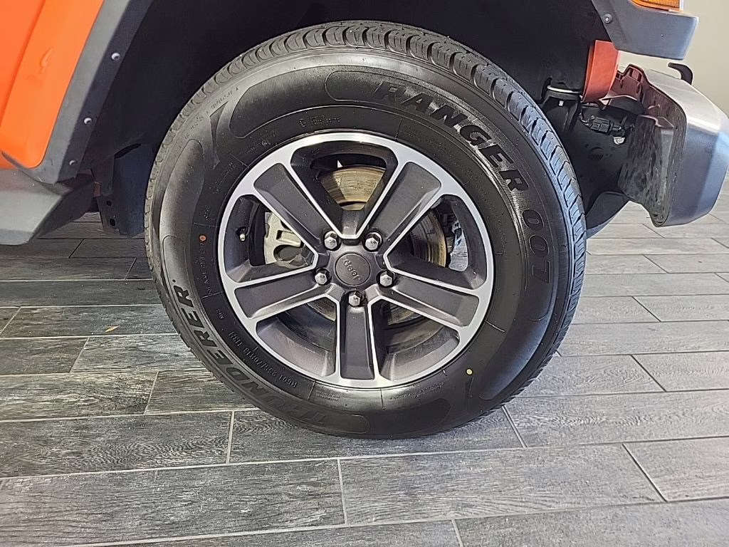 2023 Punkn Metallic Clearcoat Jeep Wrangler Sahara 4X4 SUV